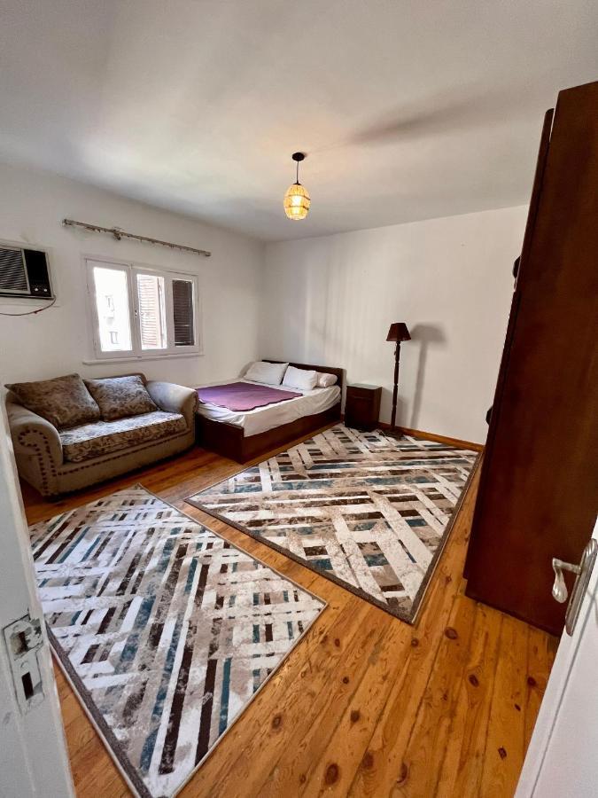 Cozy In Maadi Apartment *